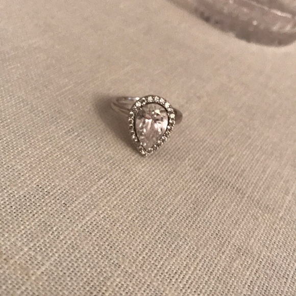 High quality faux ring - Picture 2 of 3